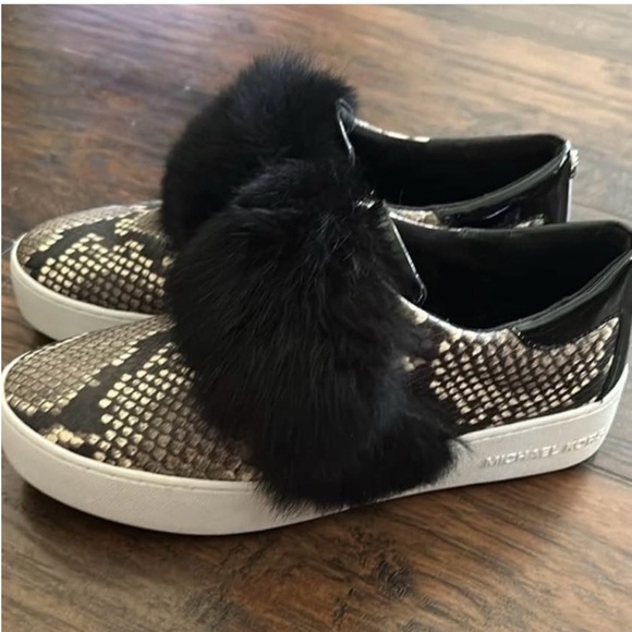 Michael Kors Shoes - Michael Kors Black and Tan Fur-Trimmed Sneakers